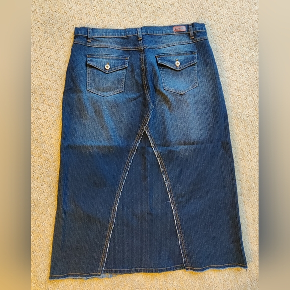Be Girl Long Denim Skirt Size XL - Picture 6 of 7